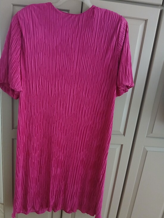 CB casual Tops - Plus Size Pink Tunic Scruntched Women's Top Padded Shoulders Size:2XL